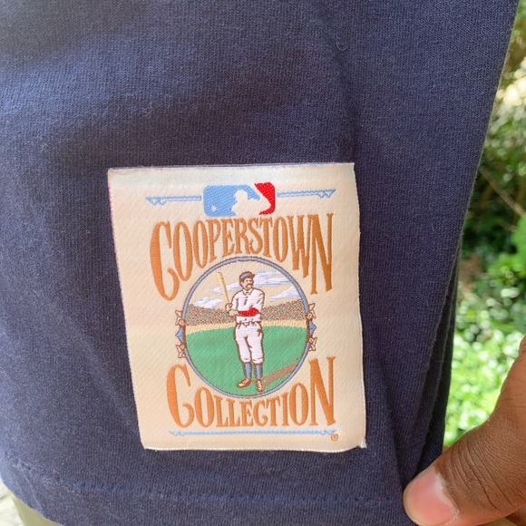 Cleveland Indians T-shirt - Picture 2 of 4